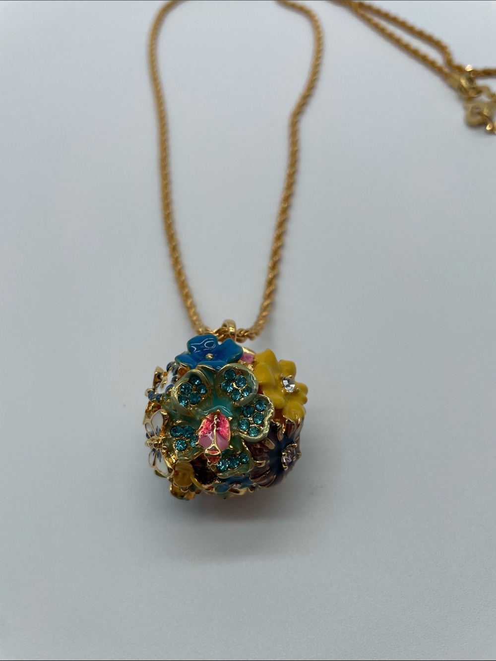 Kenneth J Lane Gold-Tone Multicolor Flower Garden Pendant Necklace